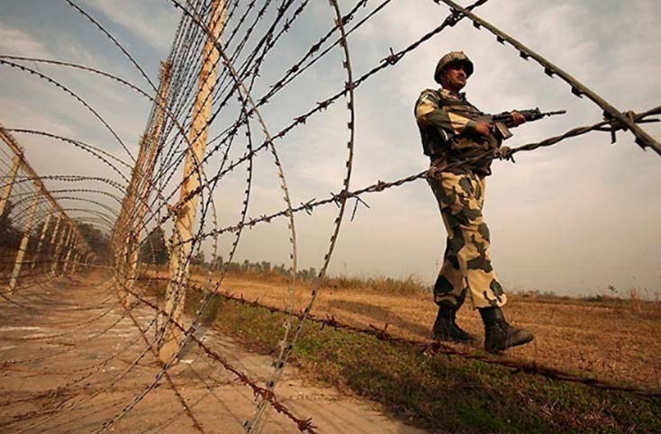 Indian troops unstopped firing on working boundary