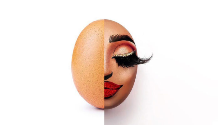 This Egg with Full Face Make-up Goes Viral