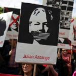 free assange (1)
